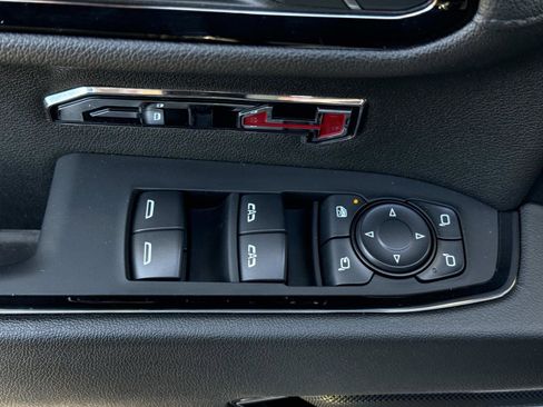 Used 2024 GMC Sierra 1500 AT4 w/ Technology Package image 21