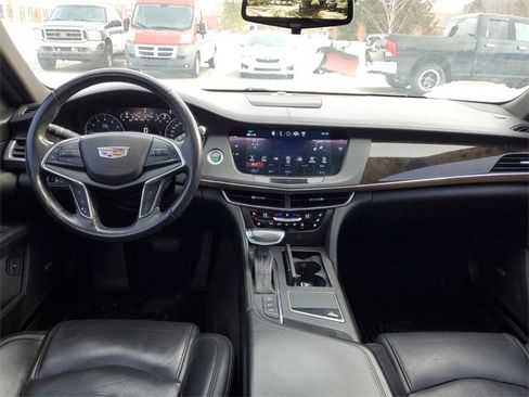 Used 2018 Cadillac CT6 Luxury image 36