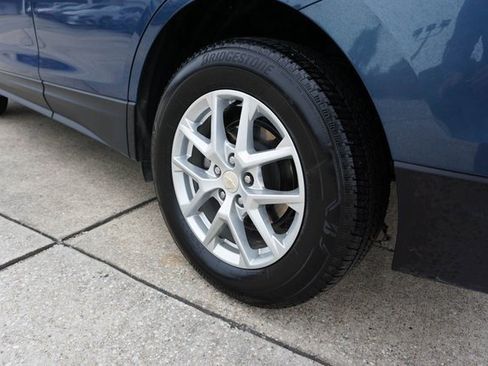 Used 2024 Chevrolet Equinox LT image 10