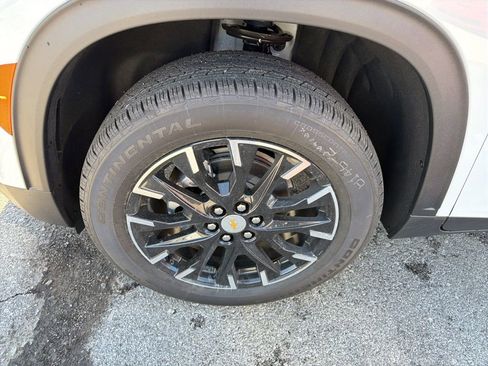 New 2026 Chevrolet Traverse LT AWD/4WD image 9