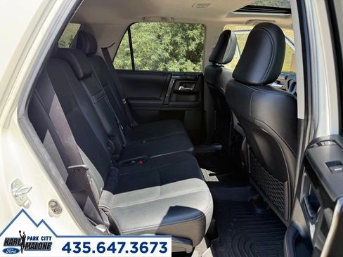 Used 2019 Toyota 4Runner Limited AWD/4WD image 34