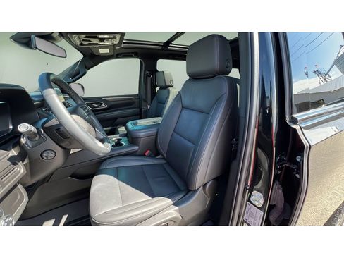 Certified 2024 Chevrolet Tahoe Z71 w/ Luxury Package AWD/4WD image 24
