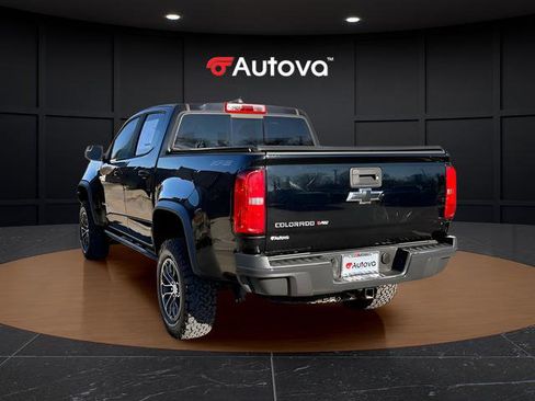 Used 2017 Chevrolet Colorado ZR2 w/ LPO, Premium Interior Package image 4