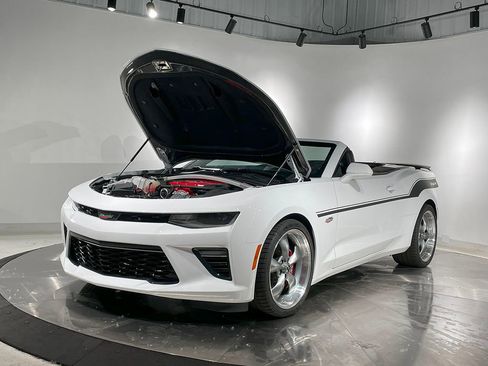 Used 2018 Chevrolet Camaro SS image 24