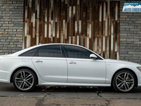 Used 2018 Audi S6 Prestige w/ Prestige Package image 7