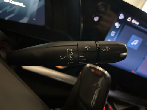 Used 2025 Chevrolet Corvette Stingray image 22