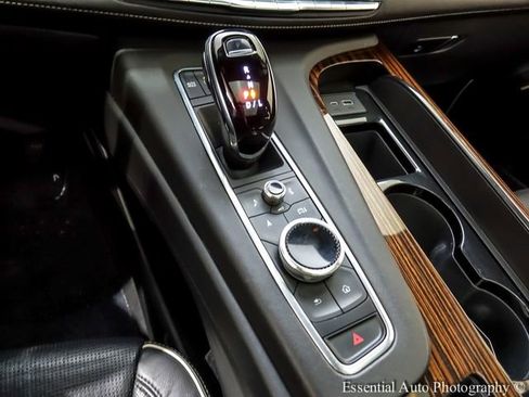 Used 2021 Cadillac Escalade Premium Luxury w/ Driver Assist Tech Package AWD/4WD image 22