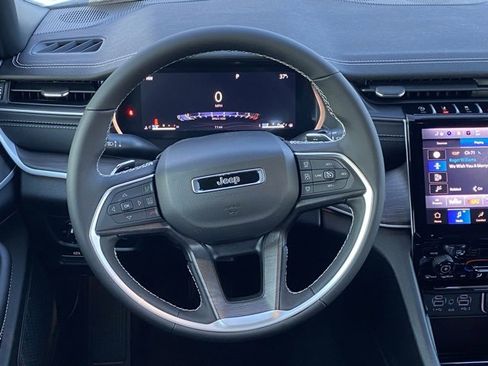 New 2025 Jeep Grand Cherokee Limited image 58