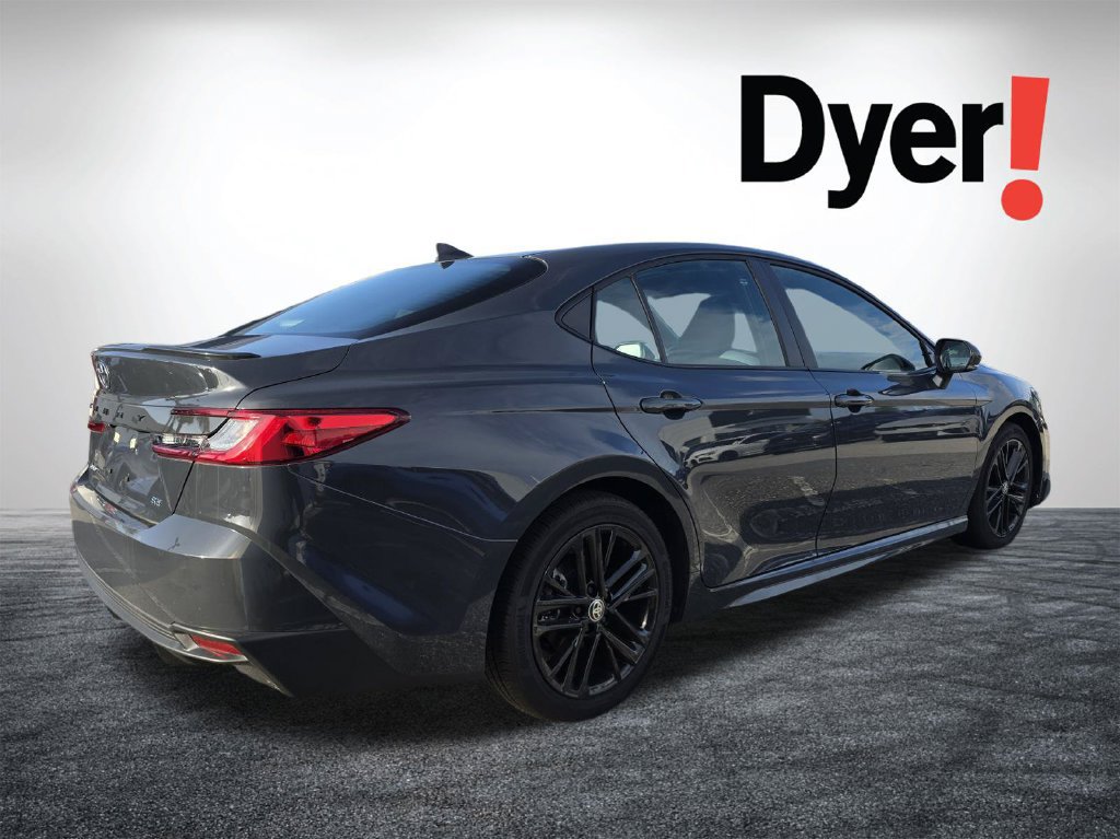 Used 2025 Toyota Camry SE FWD image 4