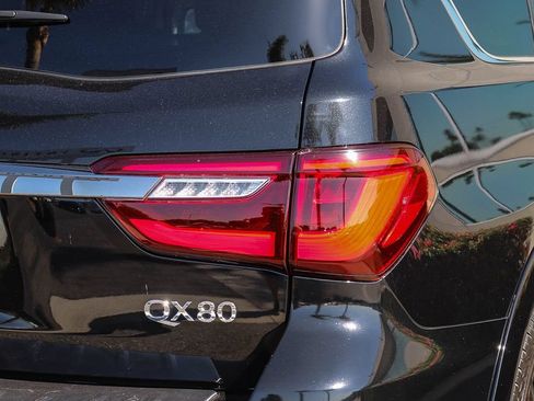 Certified 2024 INFINITI QX80 Premium Select w/ Cargo Package AWD/4WD image 9