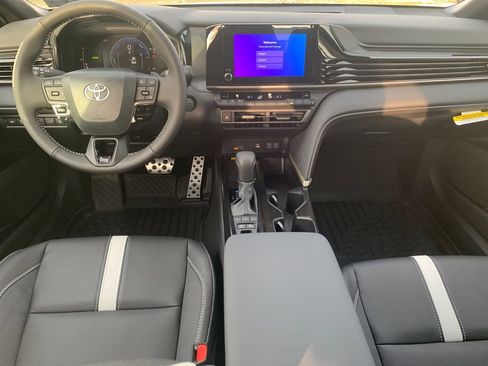 New 2026 Toyota Camry SE FWD image 15