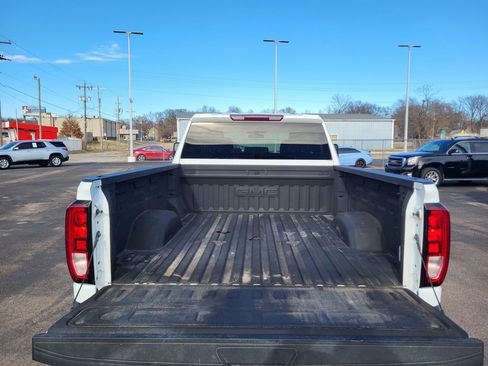 Used 2020 GMC Sierra 2500 4x4 Crew Cab w/ Gooseneck/5TH Wheel Package image 9