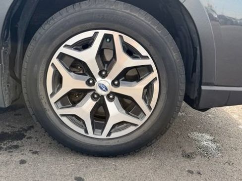 Used 2019 Subaru Forester Premium AWD/4WD image 12