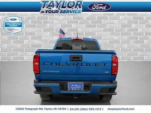 Used 2021 Chevrolet Colorado LT w/ LT Convenience Package image 4