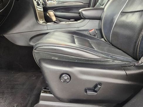 Used 2016 Jeep Grand Cherokee Overland AWD/4WD image 11