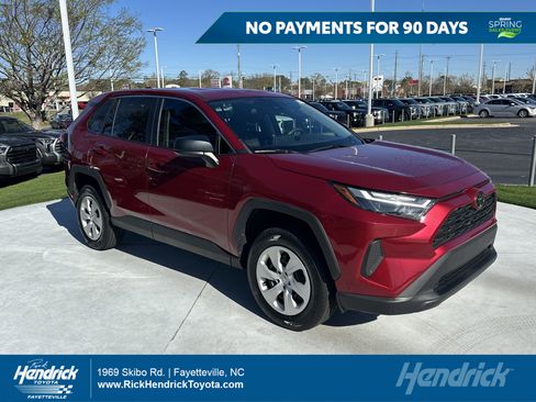 Certified 2024 Toyota RAV4 LE image 1