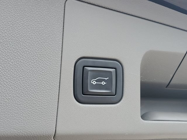 Certified 2022 Cadillac XT5 Premium Luxury AWD/4WD image 8