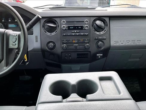 Used 2012 Ford F250 XL w/ PWR Equipment Group image 6