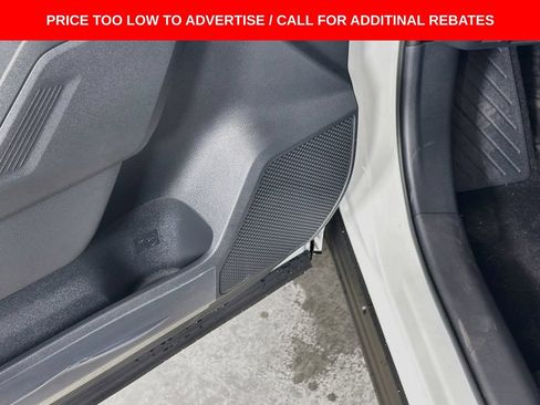 New 2026 Toyota RAV4 SE FWD image 18