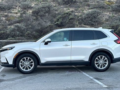 Used 2023 Honda CR-V EX image 6
