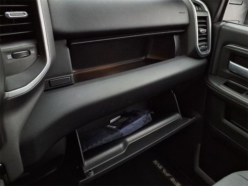 Used 2024 RAM 2500 Big Horn w/ Bed Utility Group image 18