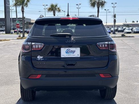 New 2026 Jeep Compass Latitude AWD/4WD image 4