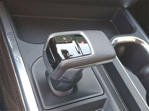 Certified 2025 Chevrolet Silverado 1500 LT image 16