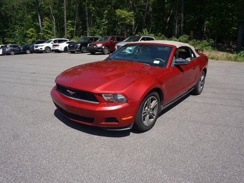 Used 2010 Ford Mustang Premium RWD image 19