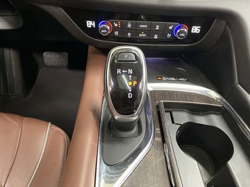 Used 2021 Buick Enclave Avenir w/ Avenir Technology Package image 26