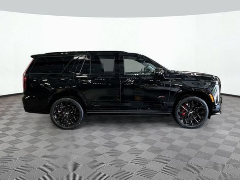 New 2026 Cadillac Escalade V w/ LPO, ONYX Package AWD/4WD image 4
