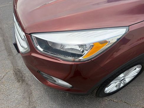 Used 2018 Ford Escape SE w/ SE Sync 3 Package FWD image 12