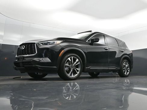 Certified 2023 INFINITI QX60 Luxe w/ Vision Package image 40