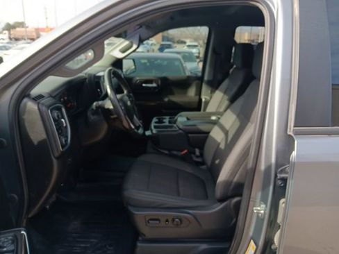 Used 2022 Chevrolet Silverado 1500 LT w/ Z71 Off-Road Package image 26