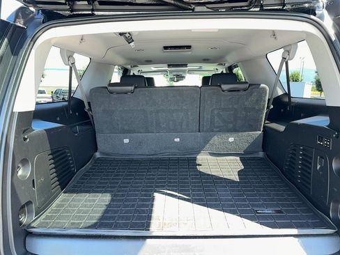 Used 2018 GMC Yukon XL SLT AWD/4WD image 10