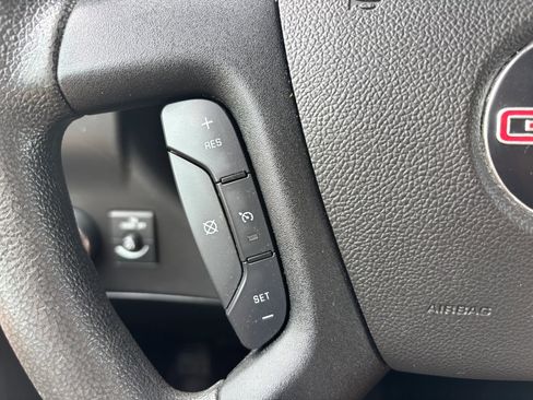Used 2020 GMC Savana 2500 w/ Driver Convenience Package RWD image 30