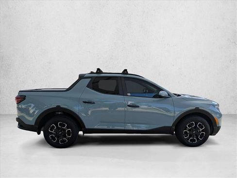 Used 2023 Hyundai Santa Cruz SEL w/ Activity Package FWD image 4