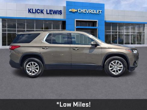Used 2020 Chevrolet Traverse LT AWD/4WD image 9