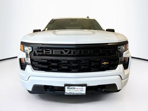 Certified 2024 Chevrolet Silverado 1500 Custom image 2