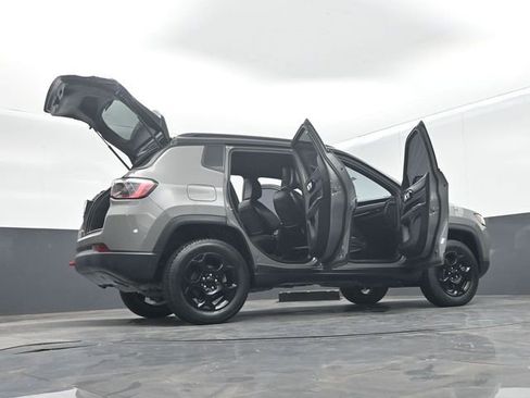 Used 2023 Jeep Compass Trailhawk AWD/4WD image 74