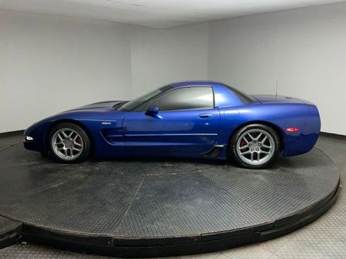 Used 2002 Chevrolet Corvette Z06 w/ Memory Pkg RWD image 4