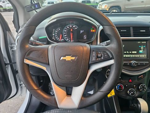 Used 2017 Chevrolet Sonic LT FWD image 30