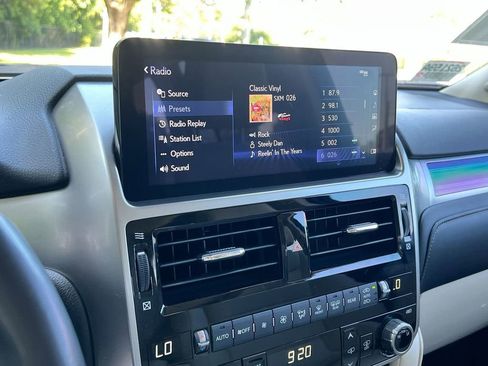 Certified 2023 Lexus GX 460 Luxury w/ Accessory Package AWD/4WD image 15