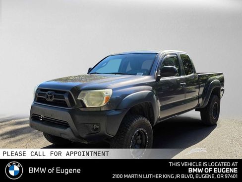 Used 2015 Toyota Tacoma 4x4 Access Cab image 7