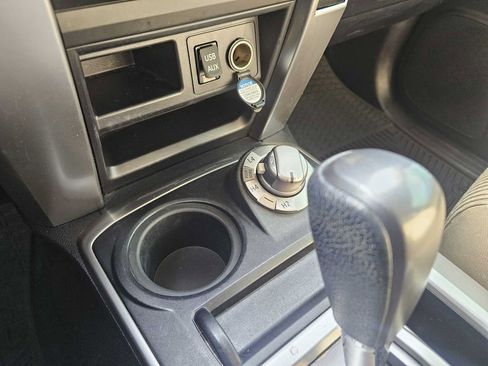 Used 2016 Toyota 4Runner SR5 image 18