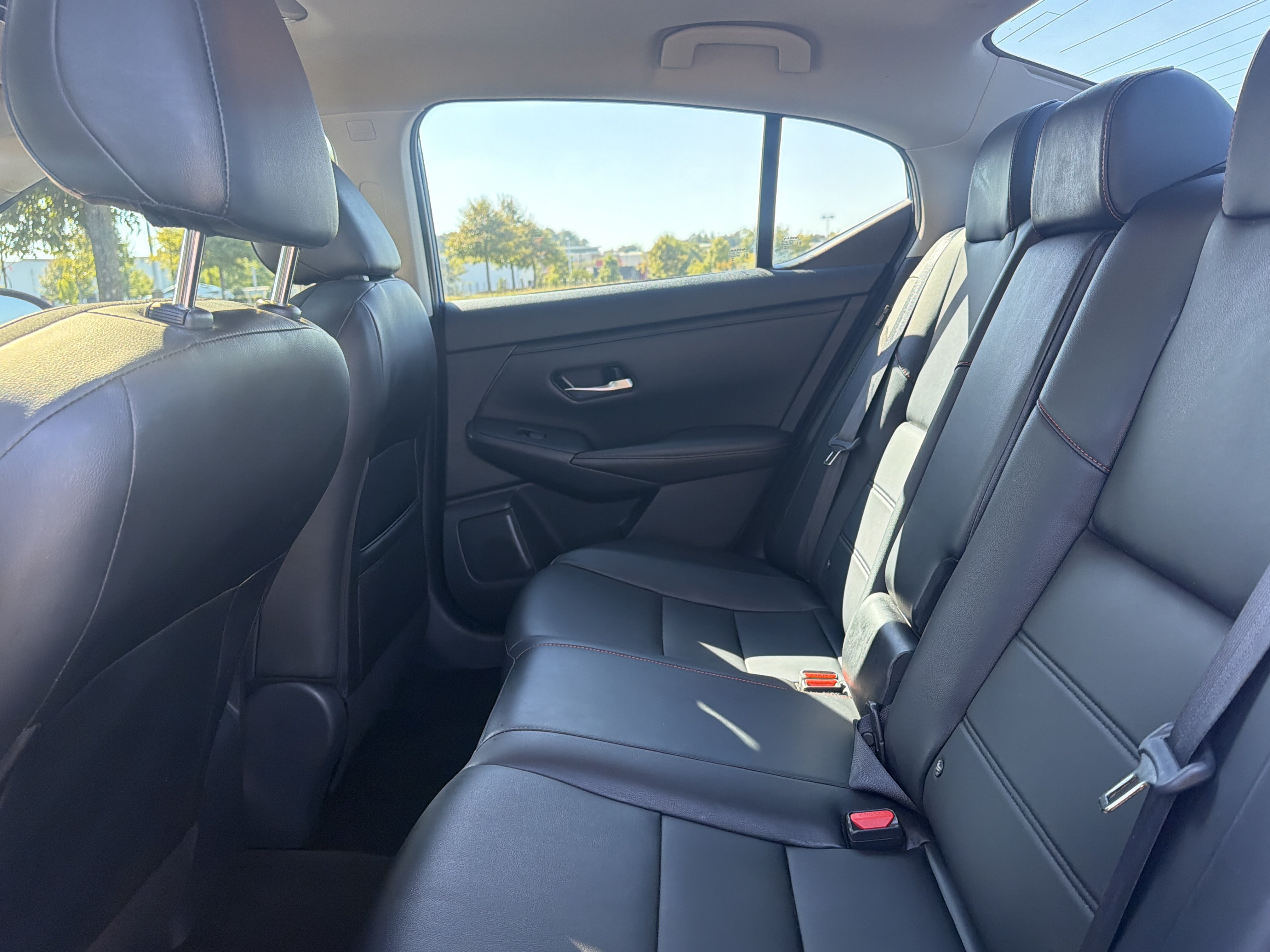 Used 2023 Nissan Sentra SR w/ SR Premium Package FWD image 26