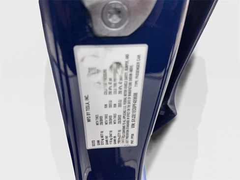 Used 2023 Tesla Model 3 Performance image 86