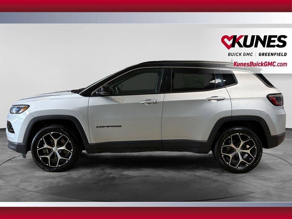 Used 2024 Jeep Compass Limited AWD/4WD image 6