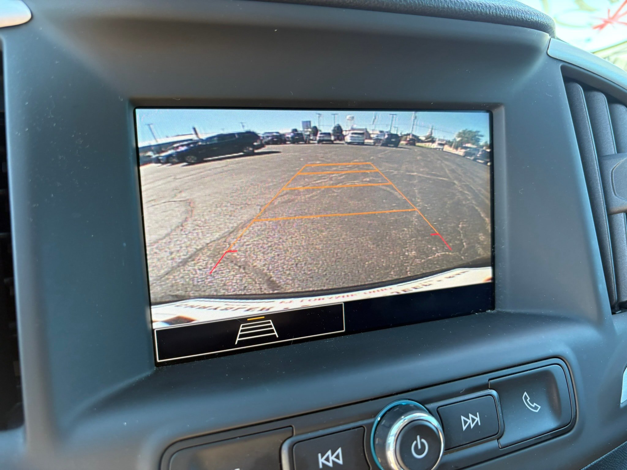 Used 2023 GMC Terrain SLE w/ Driver Convenience Package FWD image 27