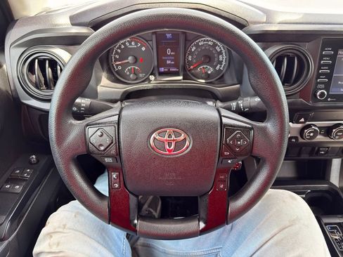 Used 2022 Toyota Tacoma SR AWD/4WD image 26