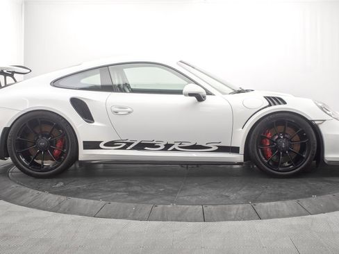 Used 2016 Porsche 911 GT3 RS RWD image 3